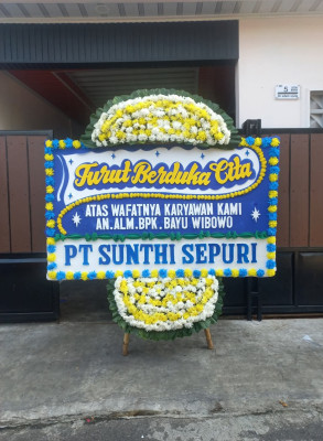 Papan Bunga Duka di Poncol