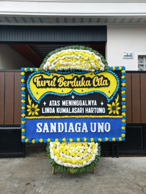 Papan Bunga Duka di Poncol